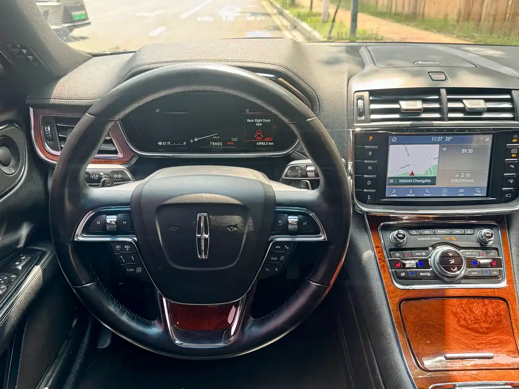 Lincoln Continental 2019 2.0T Two-wheel drive Premium Edition National V купить на сайте DeffCars