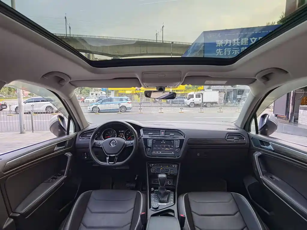 Tiguan L 2017 380TSI automatic four-wheel drive flagship version купить на сайте DeffCars