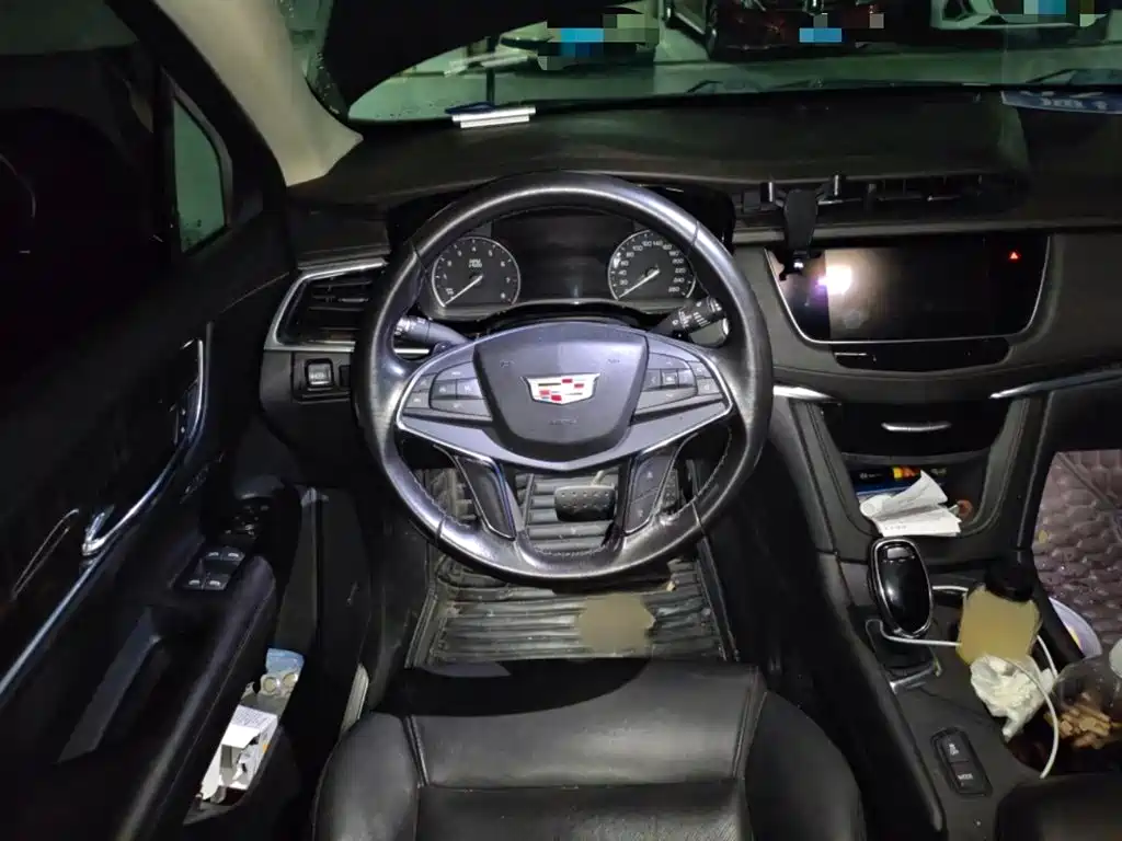 Cadillac XT5 2018 25T luxury model купить на сайте DeffCars