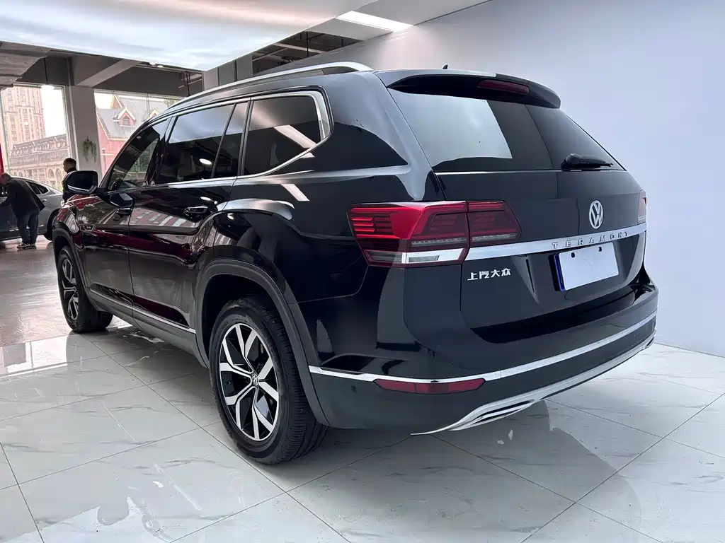 Touron 2020 380TSI four-wheel drive luxury version National VI купить на сайте DeffCars