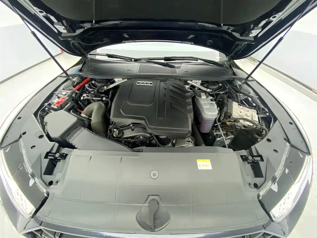 Audi A7L 2024 45 TFSI luxury model купить на сайте DeffCars