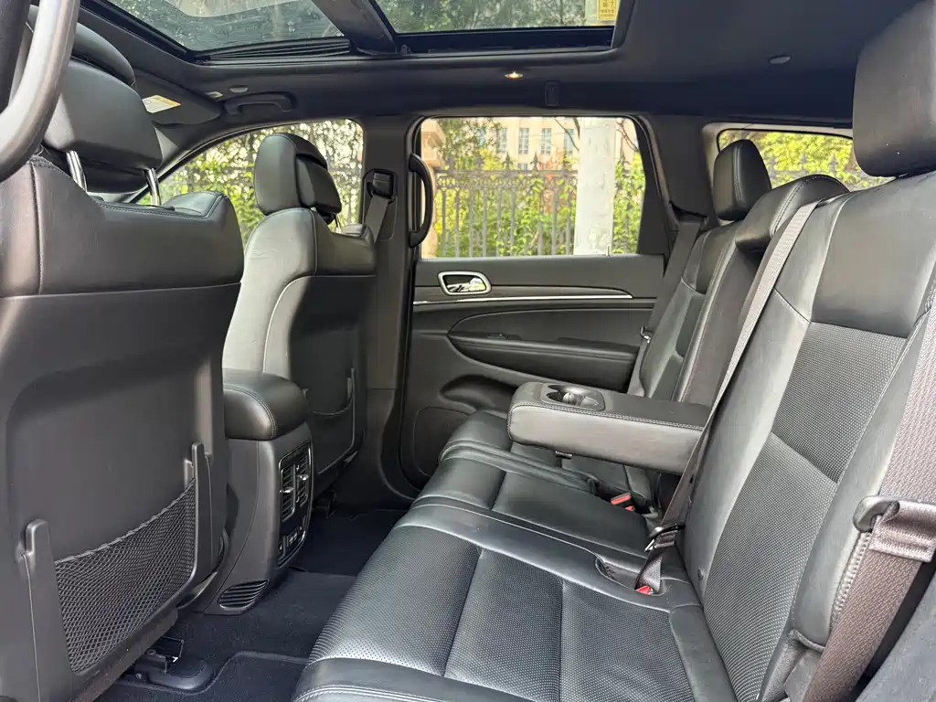 Grand Cherokee (импорт) 2020 3.0L Elite Navigation Edition купить на сайте DeffCars