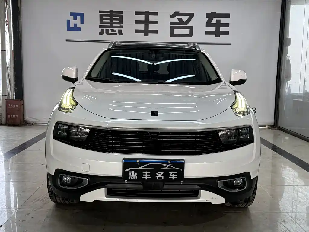 Lynk & Co 01 2020 2.0T two-wheel drive pure Pro version National VI купить на сайте DeffCars