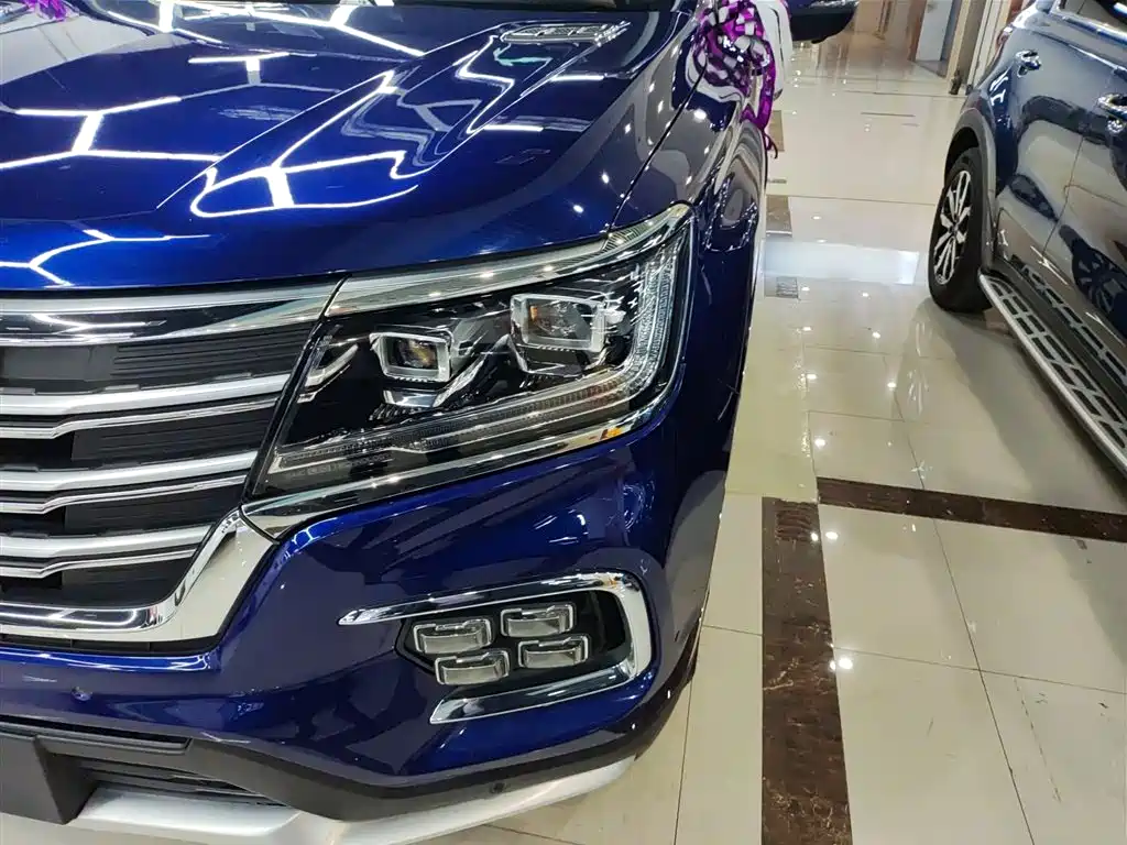 Roewe RX8 2018 30T Intelligent Network Two-wheel Drive Ultimate Edition купить на сайте DeffCars