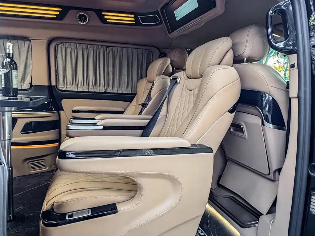 Vito 2023 2.0T Business Edition 7 seats купить на сайте DeffCars