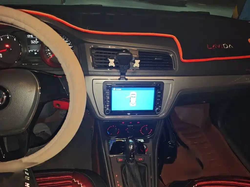 Lavida 2015 1.6L automatic comfort version купить на сайте DeffCars