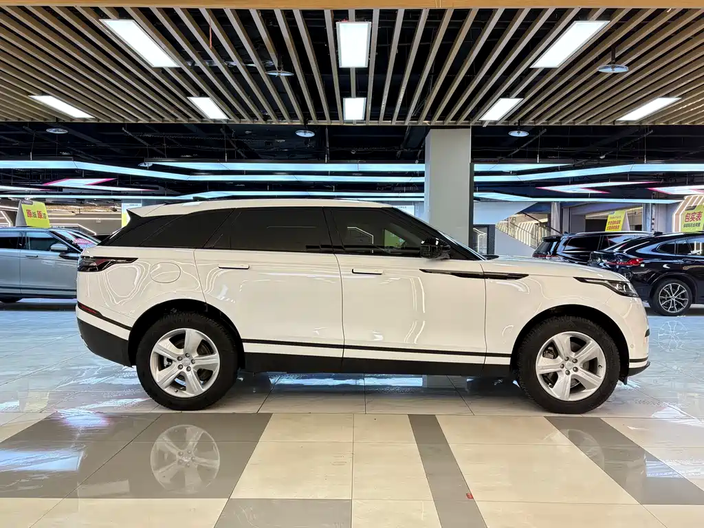 Range Rover Velar 2024 S купить на сайте DeffCars