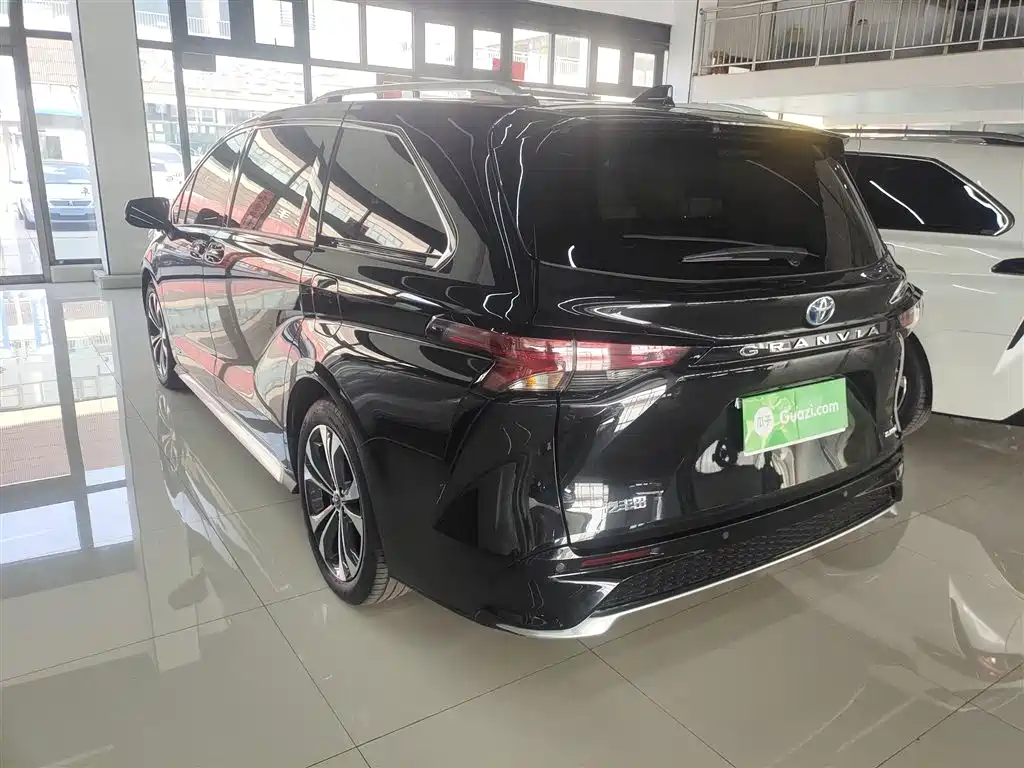 Grevia 2023 2.5L Hybrid Premium PLUS Edition купить на сайте DeffCars