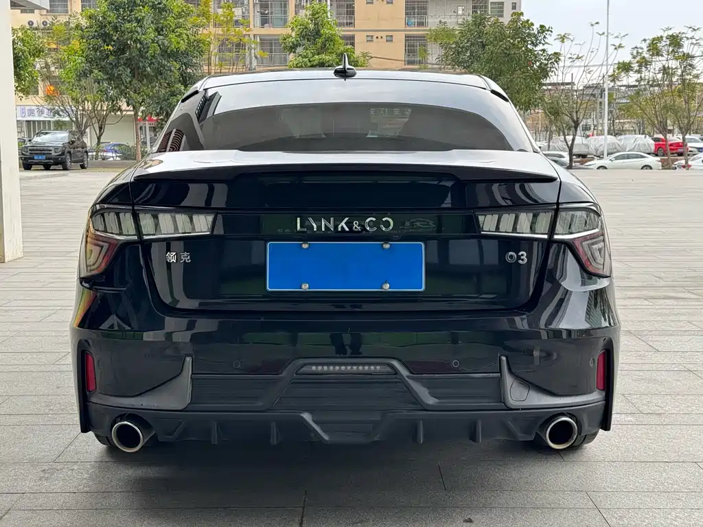 Lynk & Co 03 2019 2.0TD Automatic Pro Edition купить на сайте DeffCars