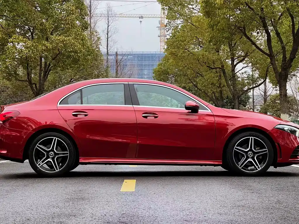 Mercedes-Benz A-Class 2020 A 200 L Sports Sedan купить на сайте DeffCars