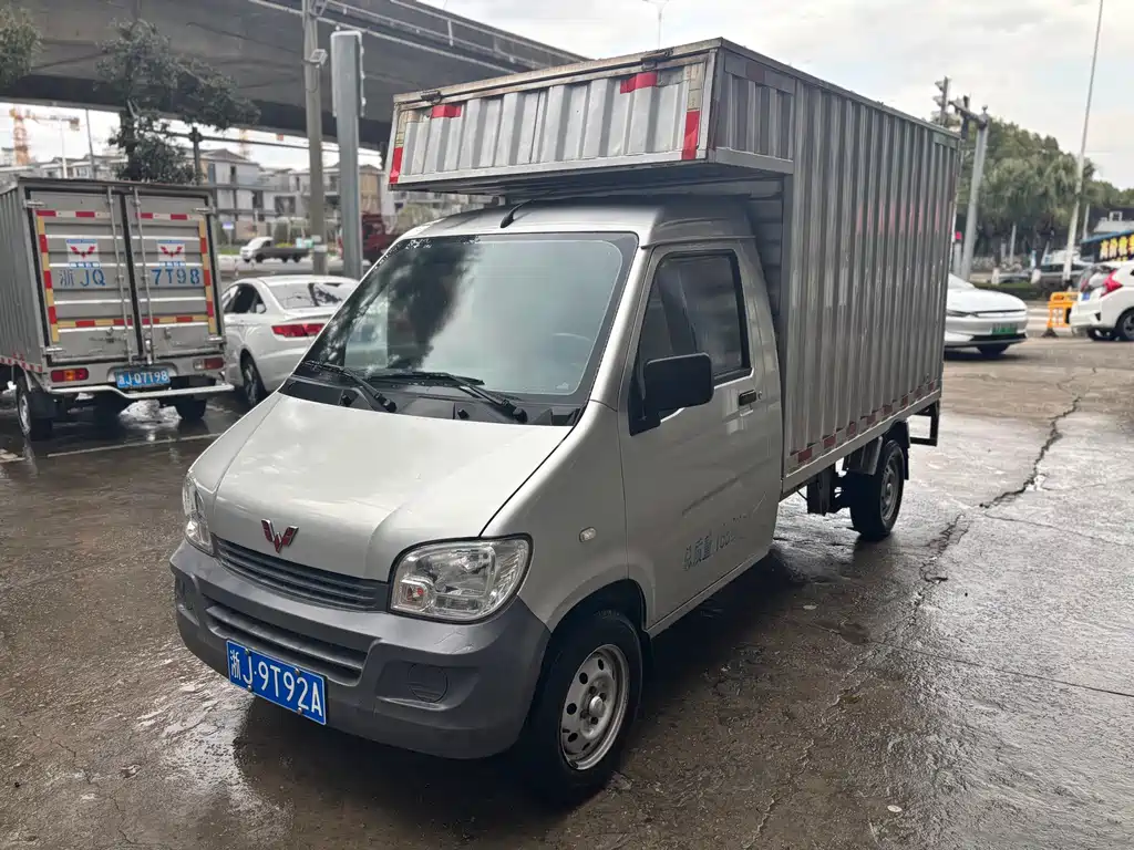 Wuling Light Small Truck 2020 1.2L Single Row купить на сайте DeffCars