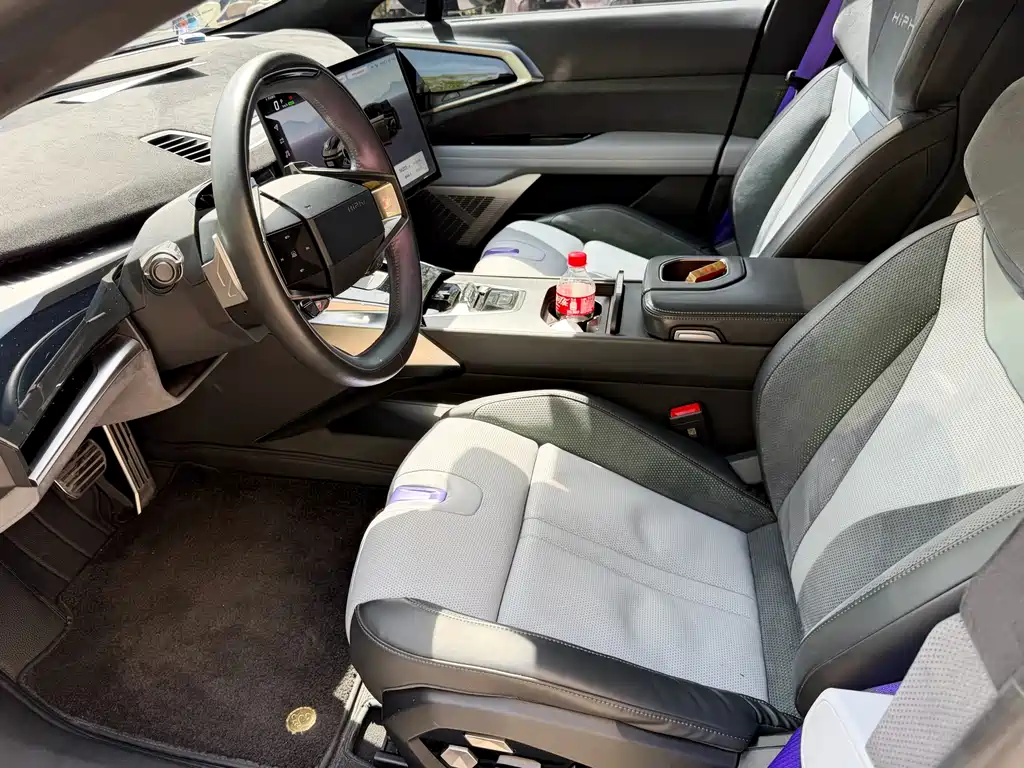 Gaohe HiPhi Z 2023 five-seater version купить на сайте DeffCars