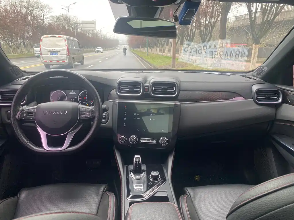Lynk & Co 03 2019 1.5TD DCT Powerful Edition National VI купить на сайте DeffCars