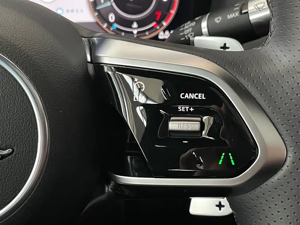 Jaguar XEL 2021 2.0T 250PS R-DYNAMIC S Advanced Sports Edition купить на сайте DeffCars