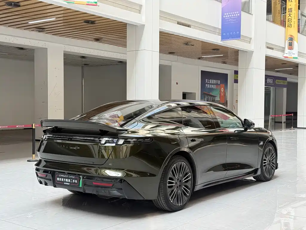 Lynk & Co 10 EM-P 2025 240 four-wheel drive Ultra sports version купить на сайте DeffCars