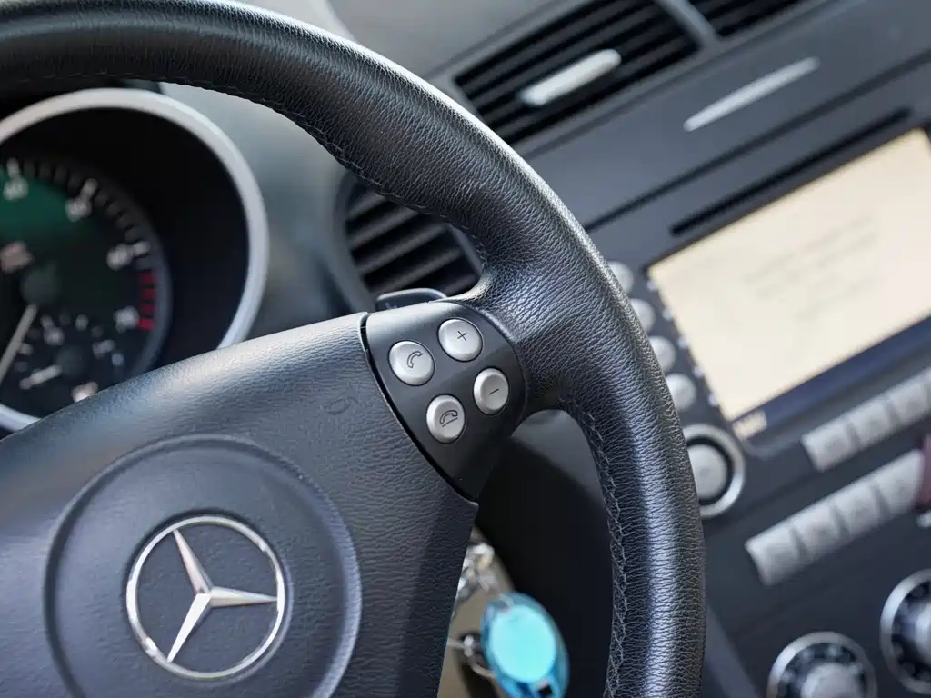Mercedes-Benz SLK-Class 2004 SLK 350 купить на сайте DeffCars