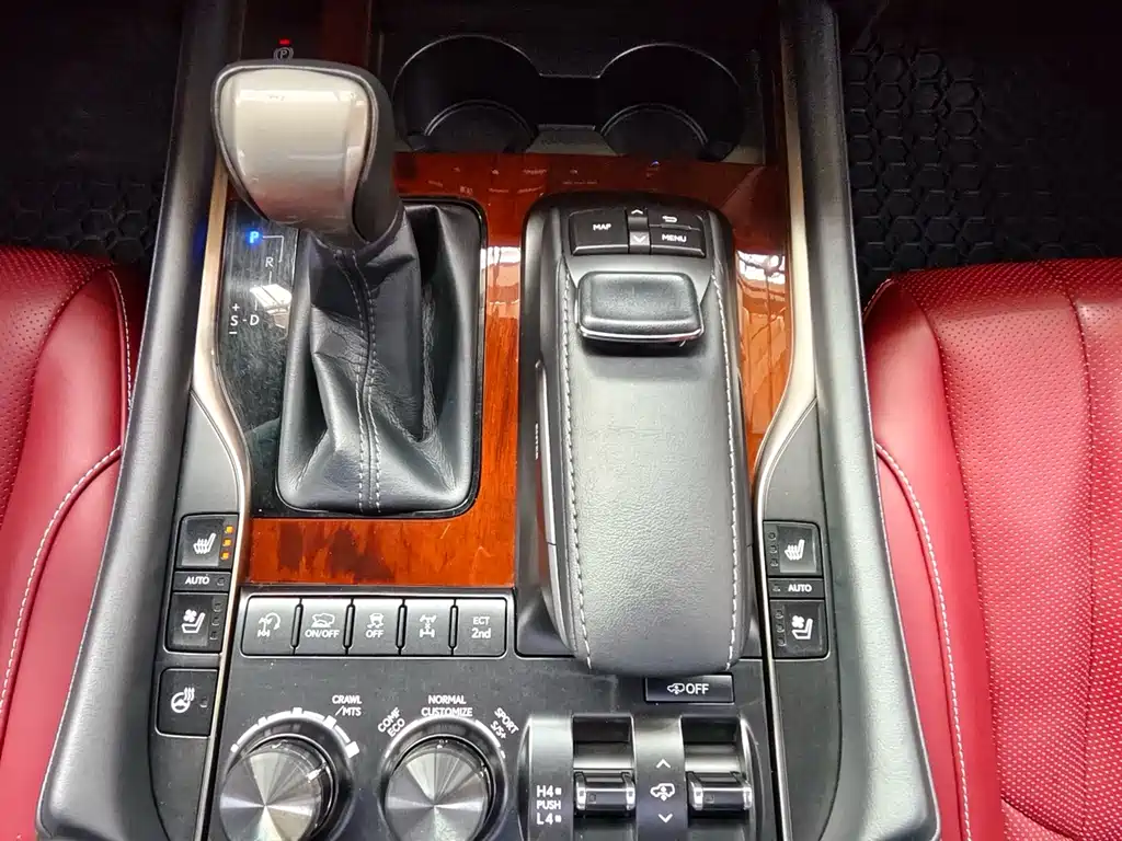 Lexus LX 2019 570 Premium Luxury Edition купить на сайте DeffCars