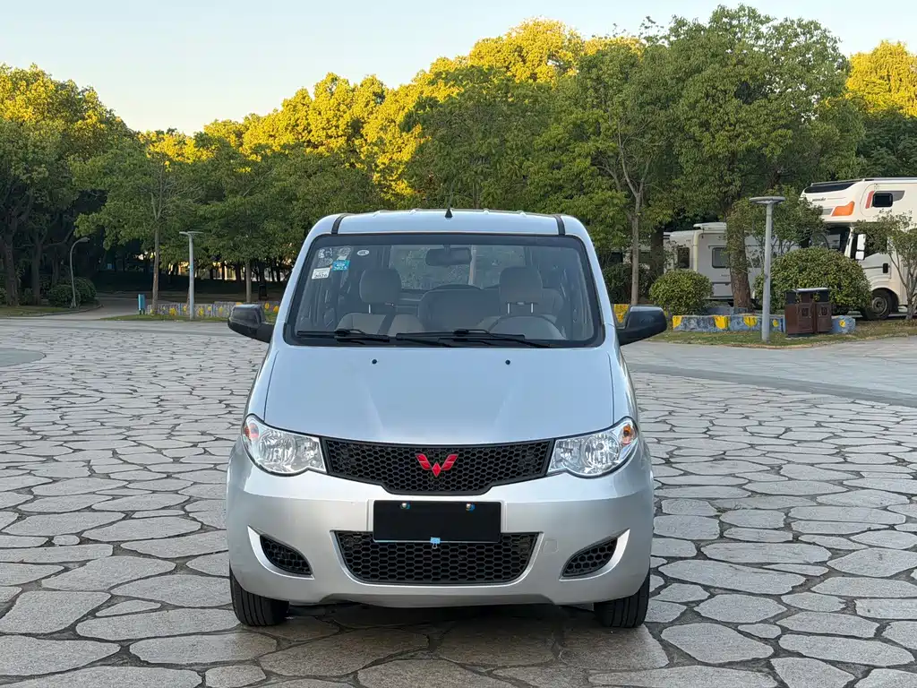 Hongguang 2014 1.2L basic model National IV купить на сайте DeffCars