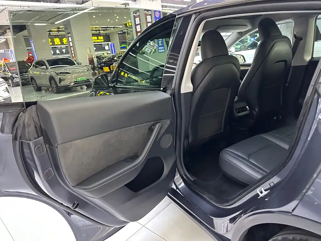 Model Y 2022 facelift rear-wheel drive version купить на сайте DeffCars