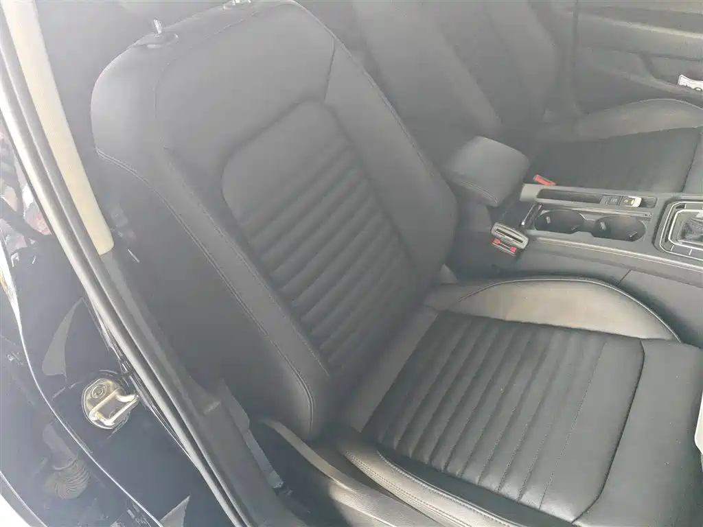Magotan 2019 330TSI DSG luxury model National VI купить на сайте DeffCars