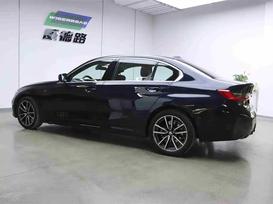 BMW 3 Series 2024 325Li M Sports Package купить на сайте DeffCars