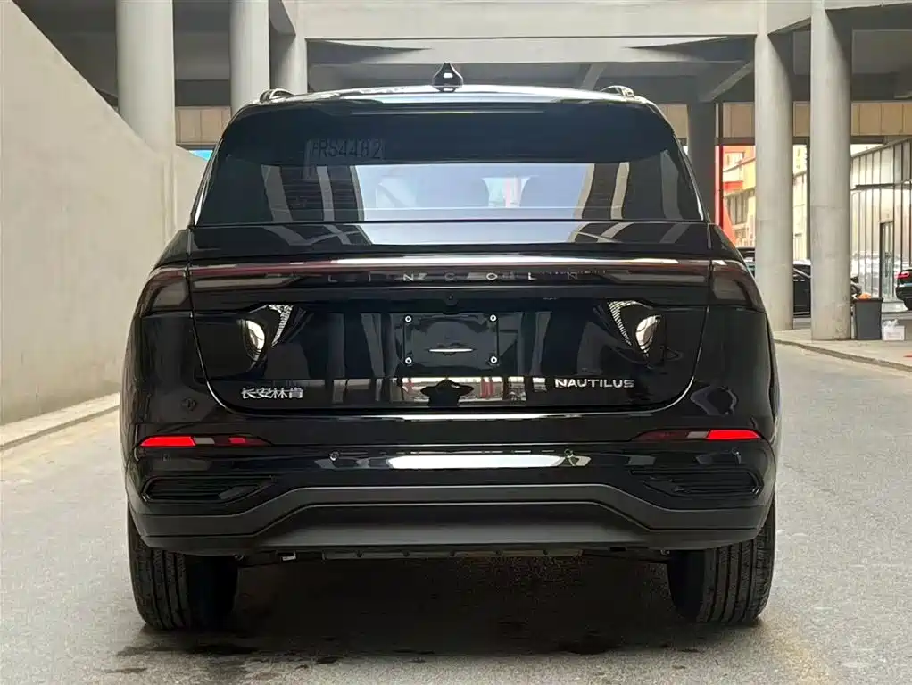 Voyager 2023 2.0T four-wheel drive exclusive edition купить на сайте DeffCars