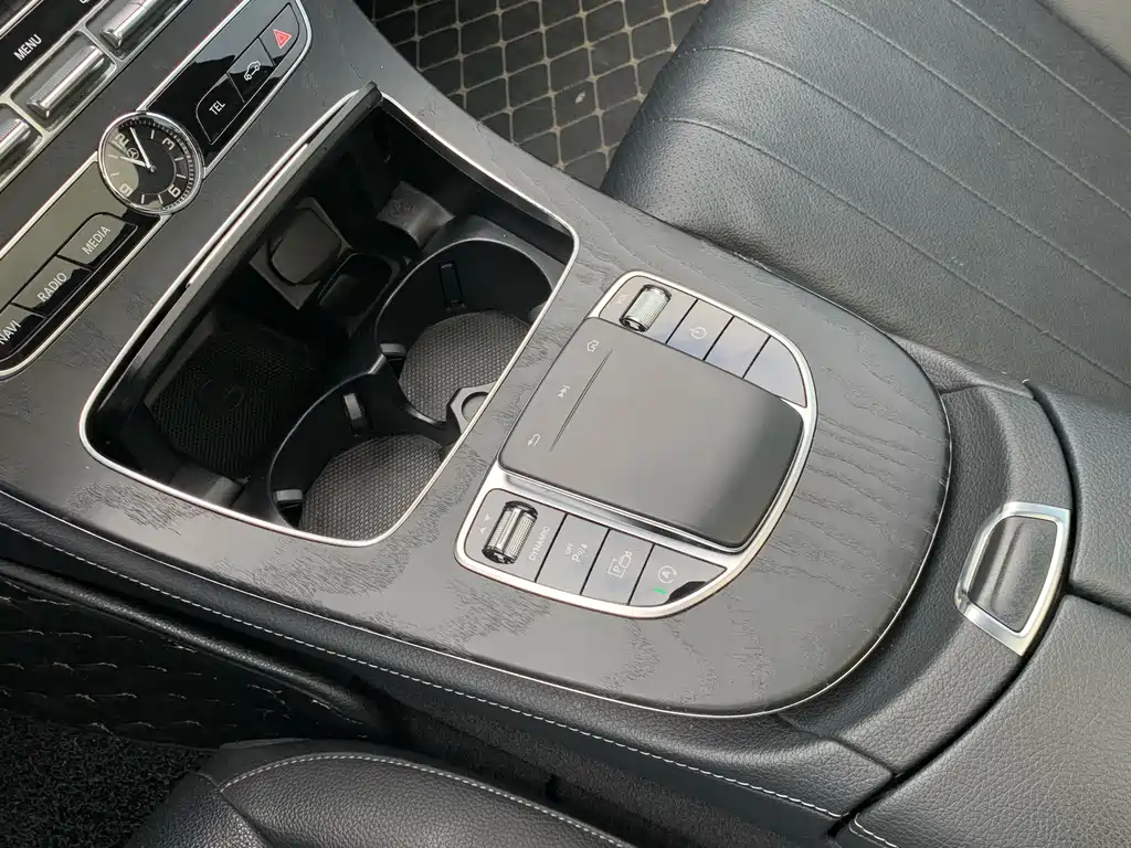 Mercedes-Benz E-Class (Imported) 2020 E 260 Sports Edition купить на сайте DeffCars