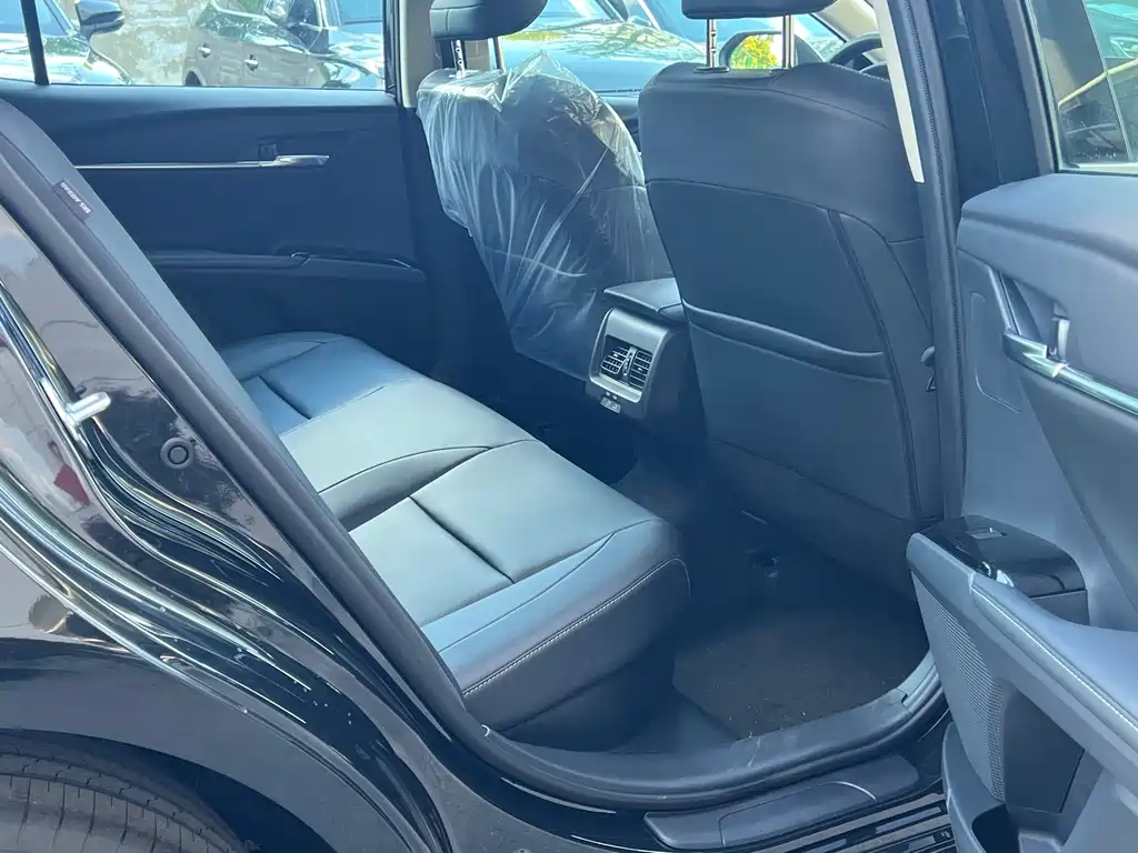 Camry 2026 Dual Engine 2.0HE Elite Edition купить на сайте DeffCars