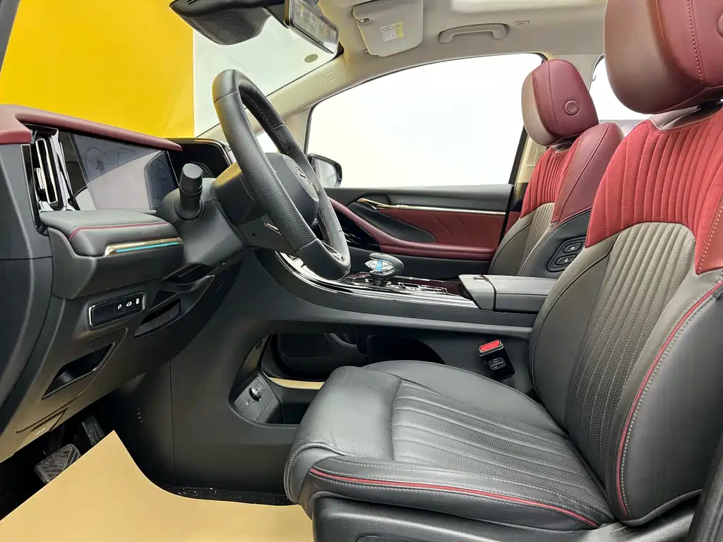 Trumpchi E9 2023 E9 MAX купить на сайте DeffCars