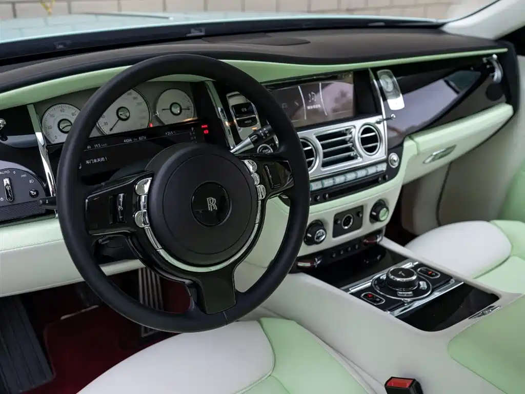 Ghost 2018 6.6T standard wheelbase version купить на сайте DeffCars