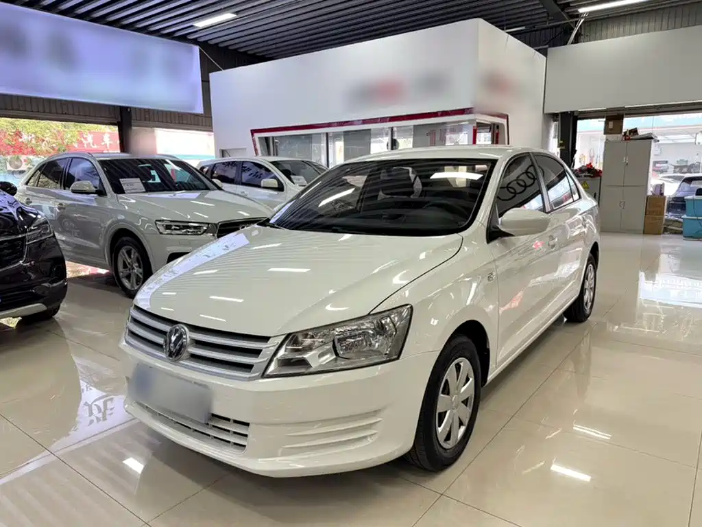 Santana 2015 1.4L Manual Fashion Edition купить на сайте DeffCars