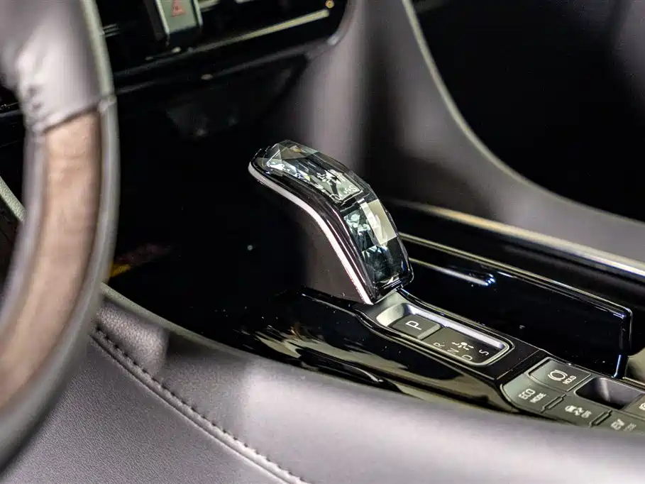 Alfa 2024 Dual Engine 2.5L Premium Edition купить на сайте DeffCars