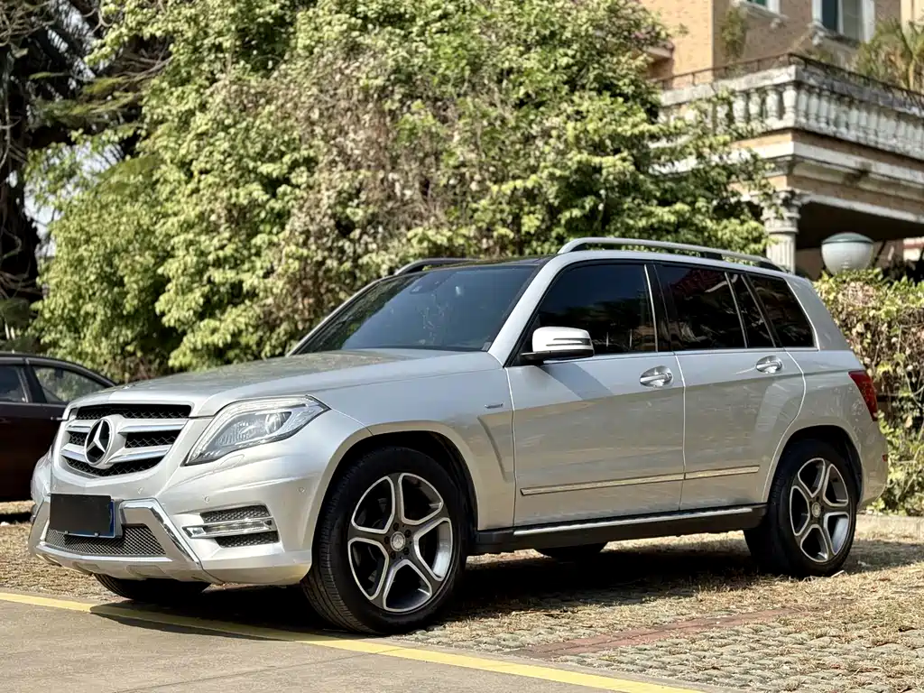 Mercedes-Benz GLK-Class 2015 GLK 300 4MATIC Fashion Extreme Edition купить на сайте DeffCars