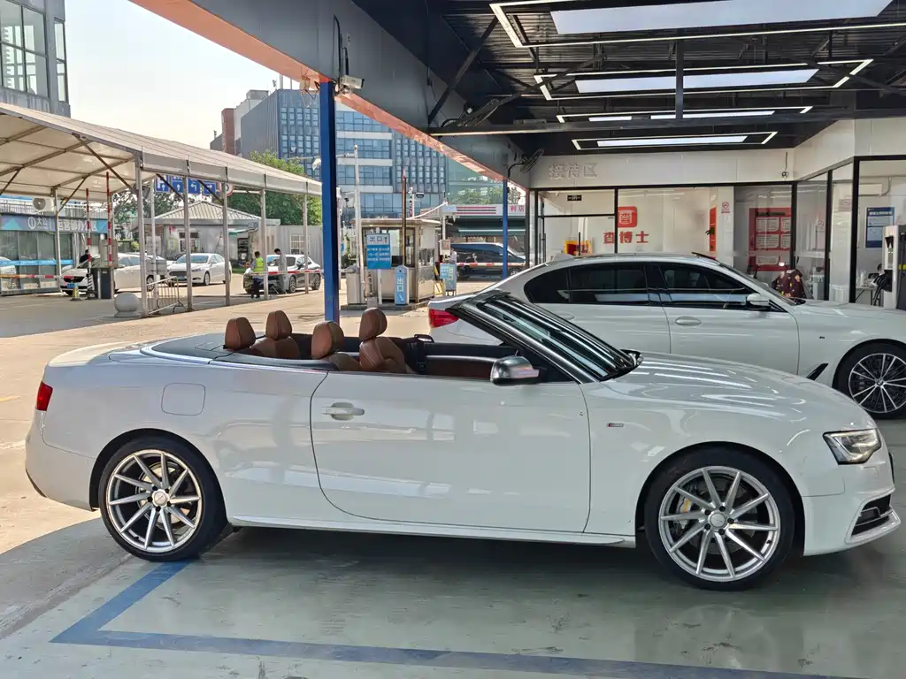 Audi A5 imported 2013 Cabriolet 40 TFSI quattro купить на сайте DeffCars