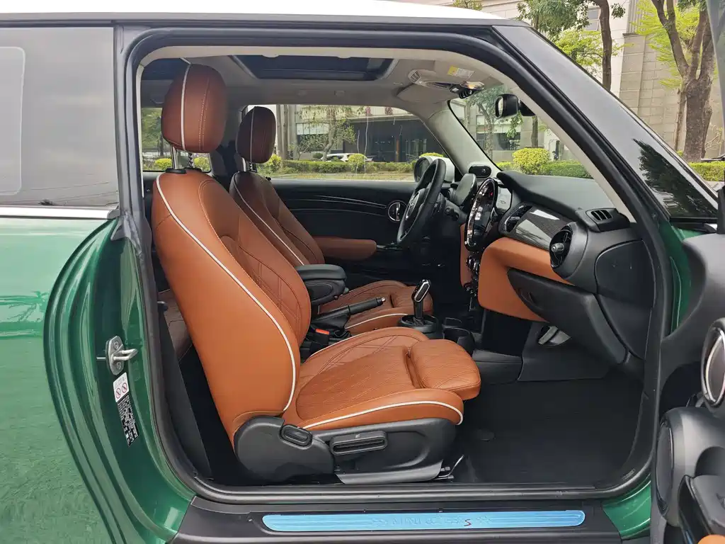 MINI 2022 2.0T COOPER S Artist купить на сайте DeffCars