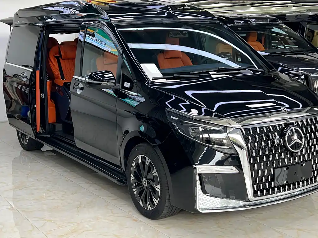 Mercedes-Benz V-Class 2024 V 300 L Long Wheelbase Luxury Edition купить на сайте DeffCars