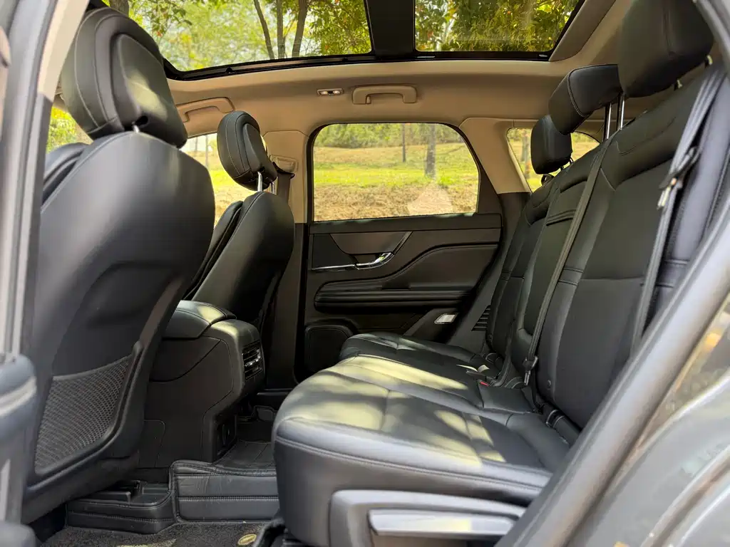 Adventurer 2023 2.0T two-wheel drive Zunyue Edition купить на сайте DeffCars