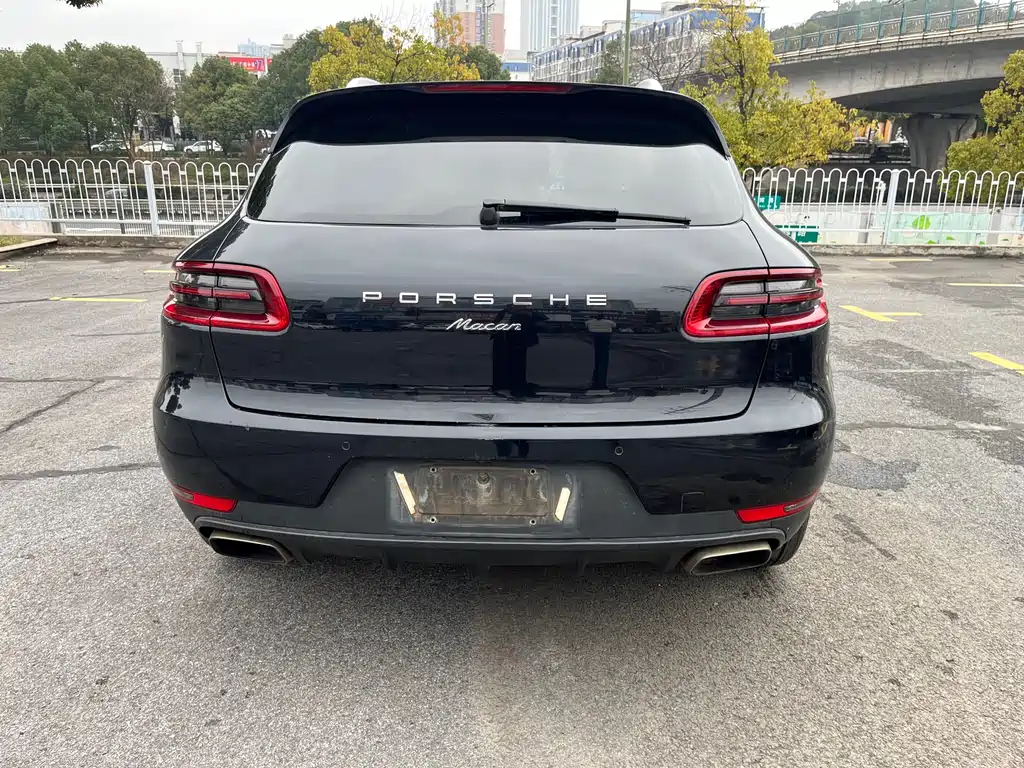 Macan 2014 Macan 2.0T купить на сайте DeffCars