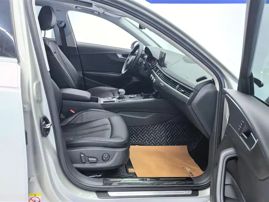 Audi A4L 2019 40 TFSI Enterprising National V купить на сайте DeffCars