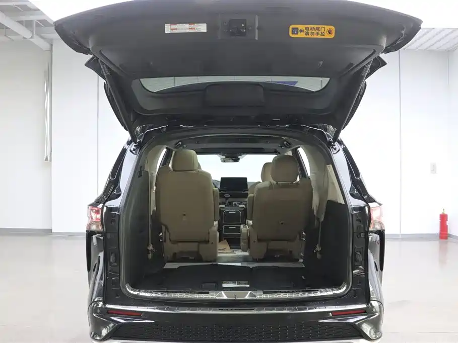 Grevia 2022 2.5L Hybrid Premium Edition купить на сайте DeffCars