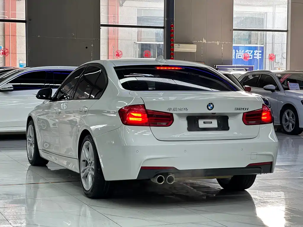 BMW 3 Series 2018 320i M Sports Package купить на сайте DeffCars