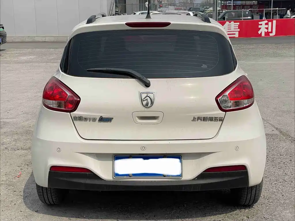 Baojun 310 2017 1.5L automatic luxury model купить на сайте DeffCars