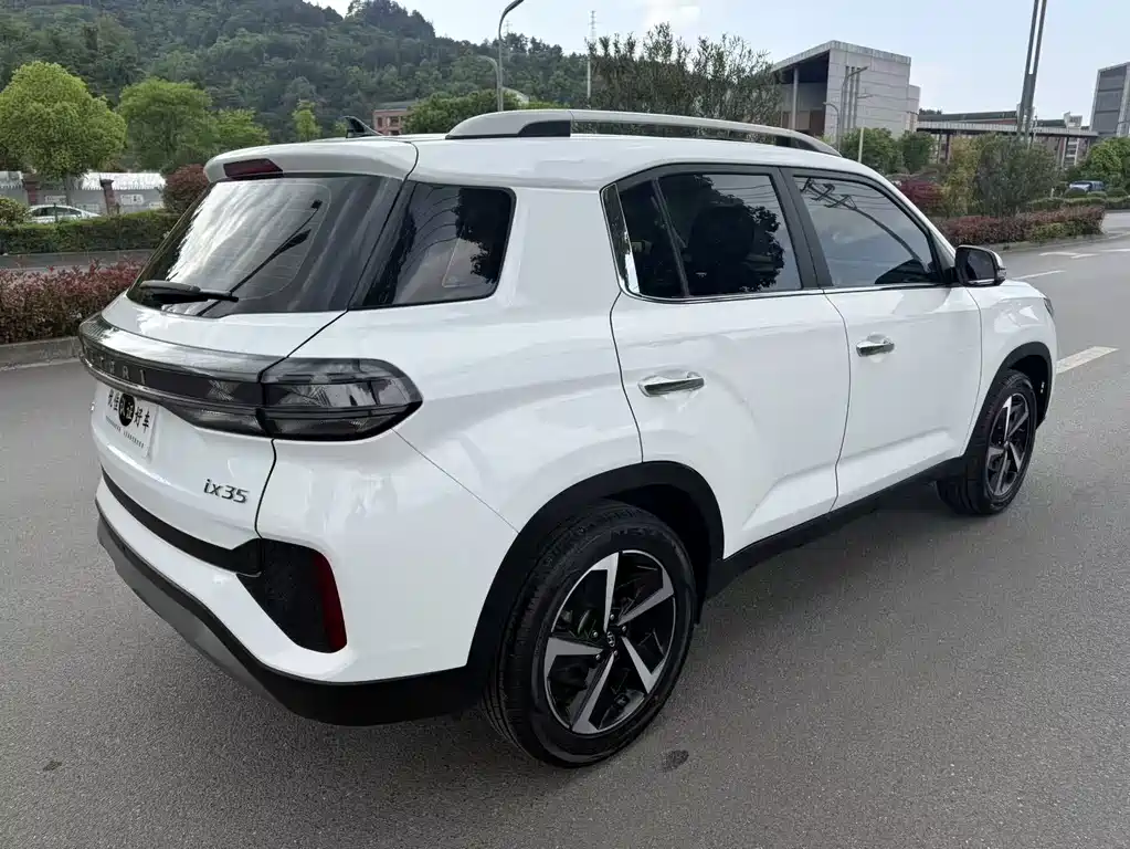 Beijing Hyundai ix35 2021 2.0L automatic two-wheel drive GLS leading version купить на сайте DeffCars