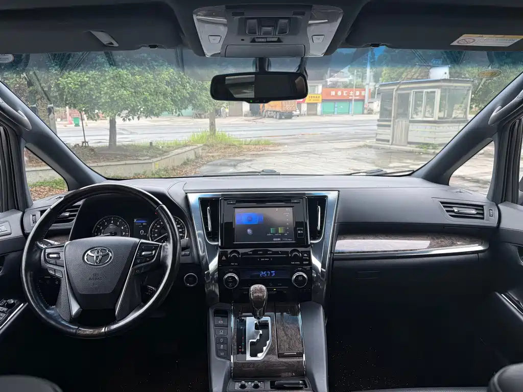 Alfa 2018 facelift 3.5L premium version купить на сайте DeffCars