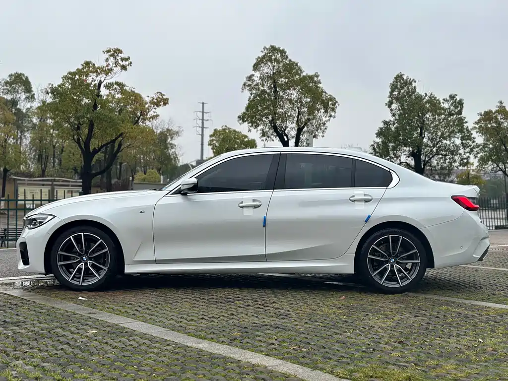 BMW 3 Series 2022 325Li M Sports Package купить на сайте DeffCars