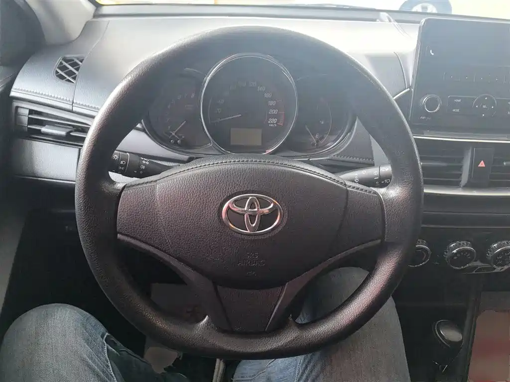 YARiS L Zhixuan 2021 1.5L CVT leading version купить на сайте DeffCars