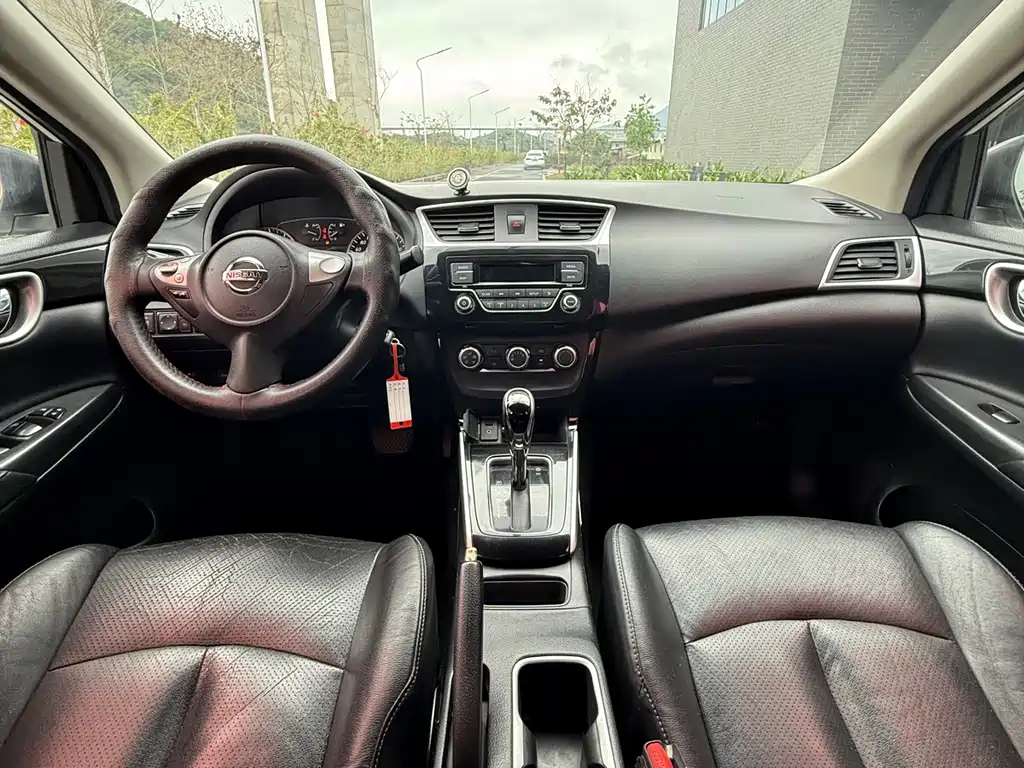 Sylphy 2018 1.6XV CVT Exclusive Edition купить на сайте DeffCars
