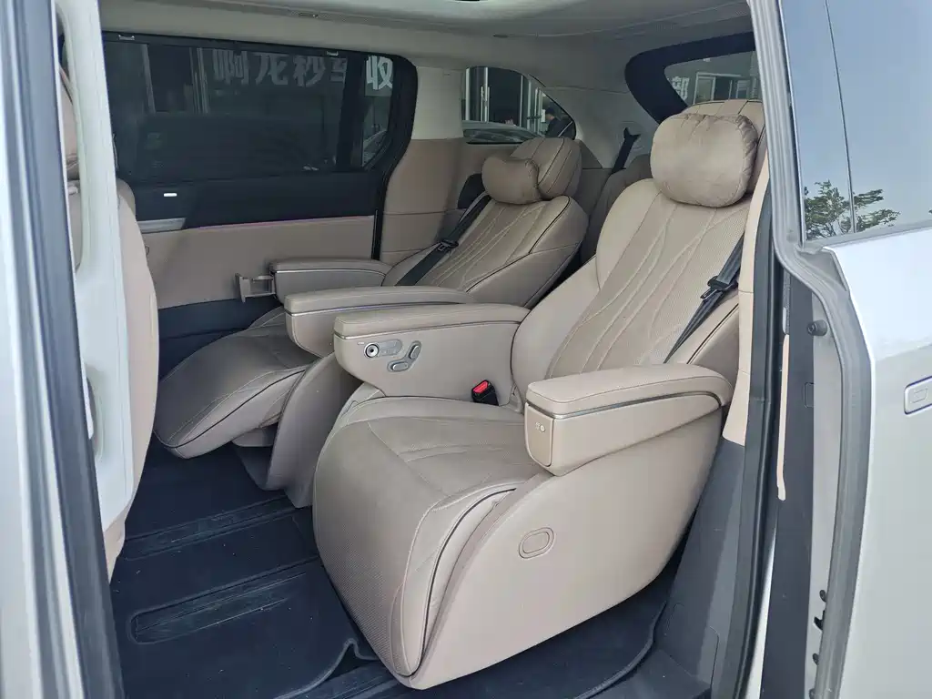 Xpeng X9 2024 Model 610 Long Battery Life Pro купить на сайте DeffCars