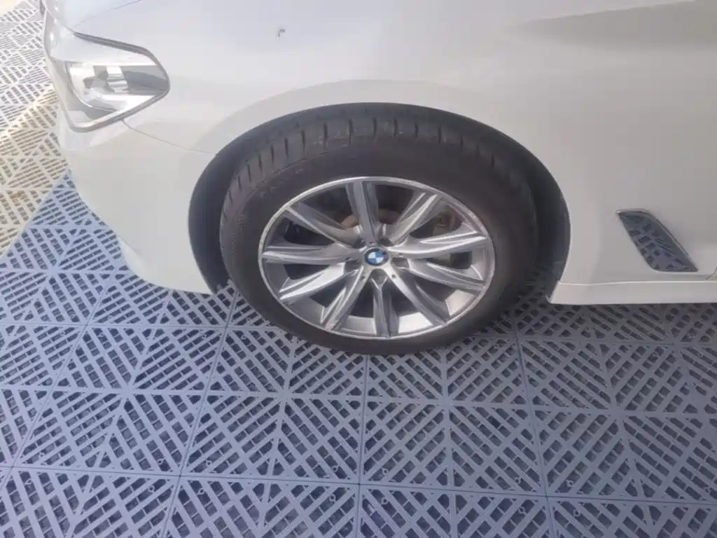 BMW 5 Series 2018 528Li special edition launched купить на сайте DeffCars