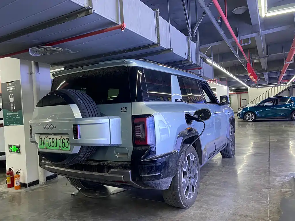 Leopard 8 2025 Zhiyong flagship version 7 seats купить на сайте DeffCars